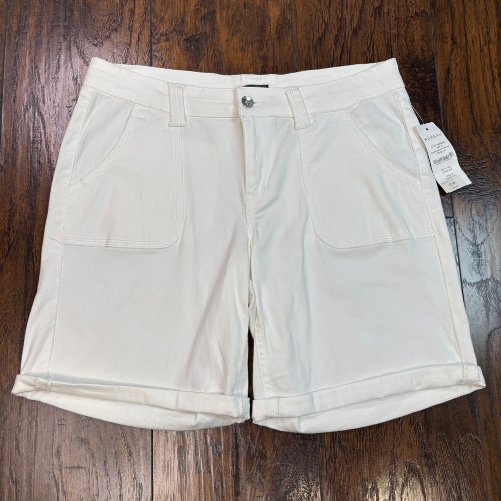 Hannah Chino Shorts 10 White Solid‎ Cuffed Stretch Cotton Twill Casual Women